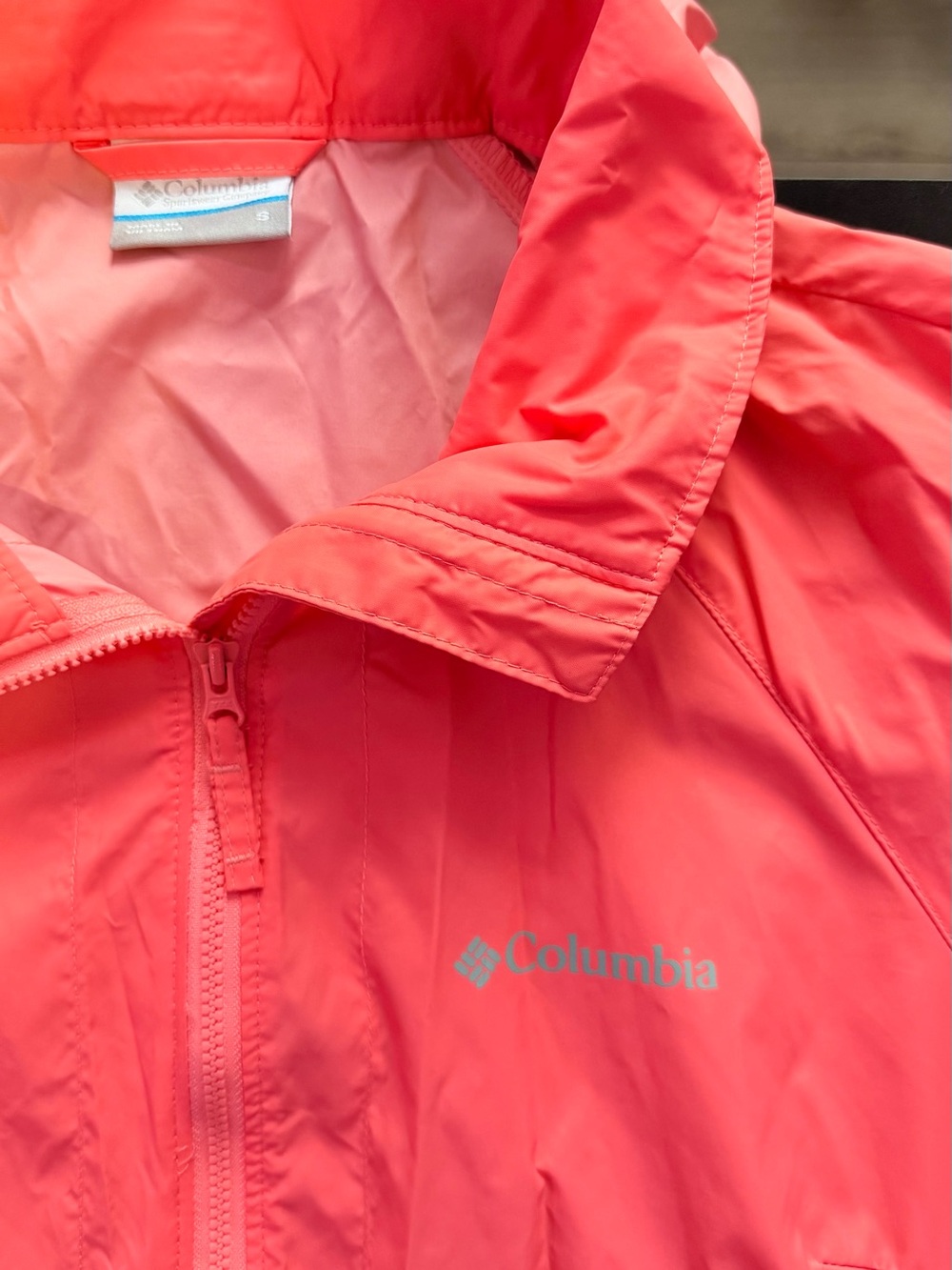 Columbia Women’s Hooded Rain Jacket Windbreaker Coral Pink Size S - Picture 2 of 9